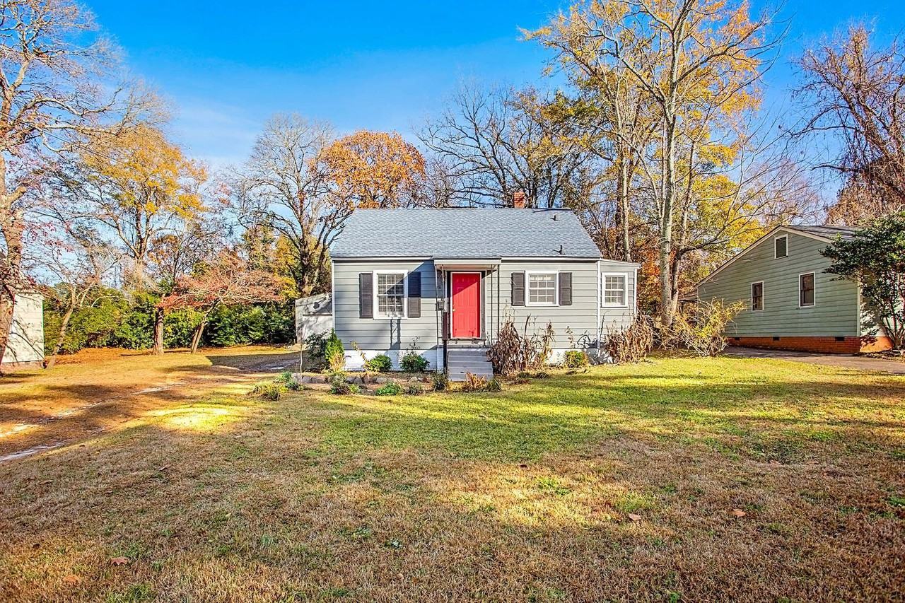 951 Chester Cir - Photo 3 of 28