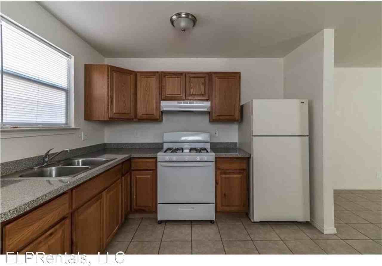 300 New Haven Drive - Photo 2 of 10