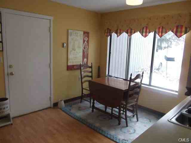 5 Heritage Crest Dr #B - Photo 2 of 11