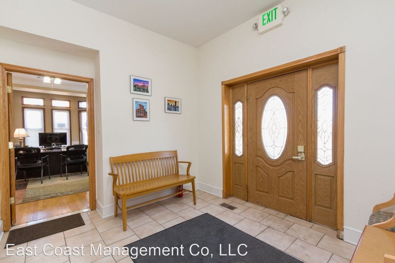 2 S Patterson Park Ave - Photo 2 of 14