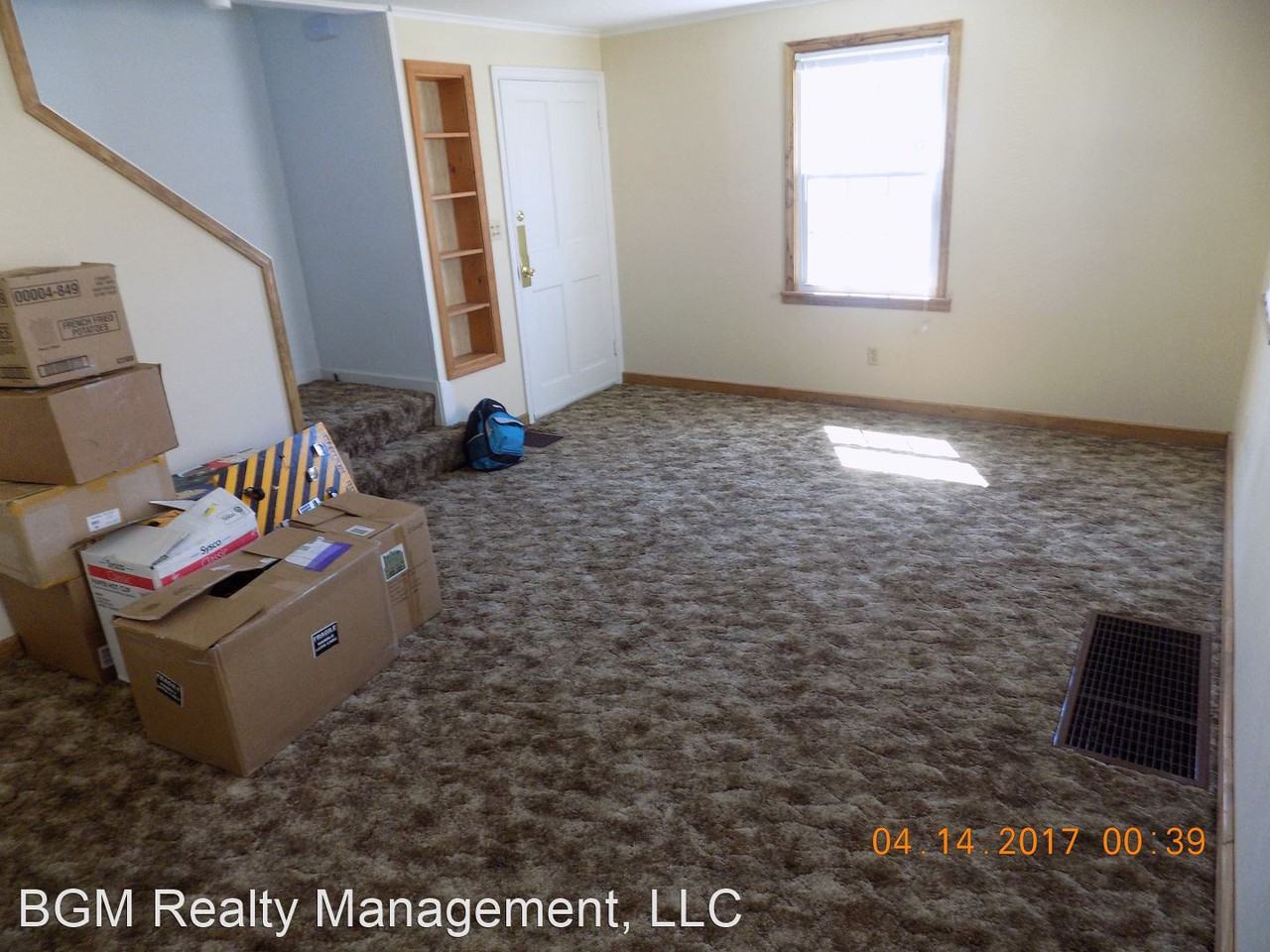 454 Ralph St - Photo 2 of 6