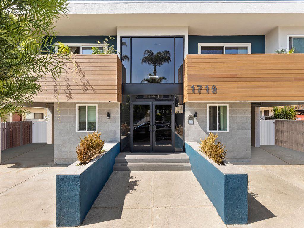 Federal Apartments - Photo 2 of 23