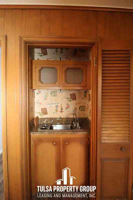 8174 E 31st Pl - Photo 3 of 24