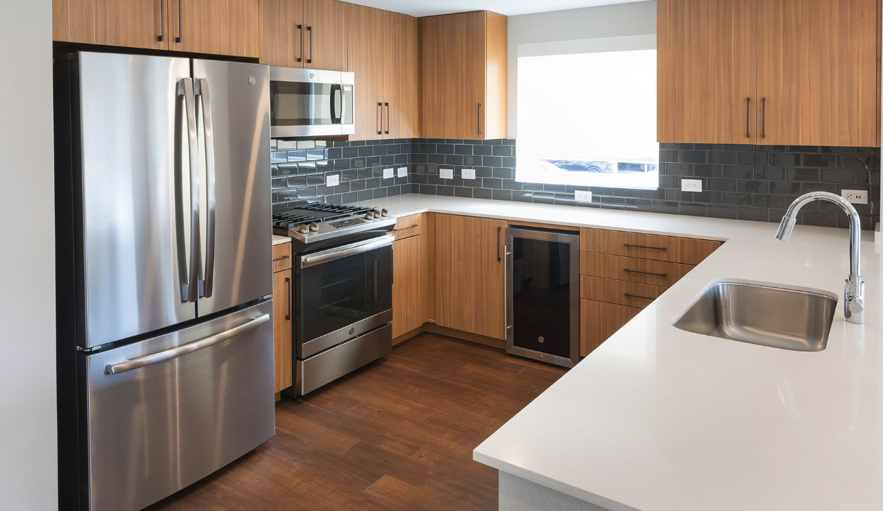 1590 Eisenhower Drive - Photo 3 of 20