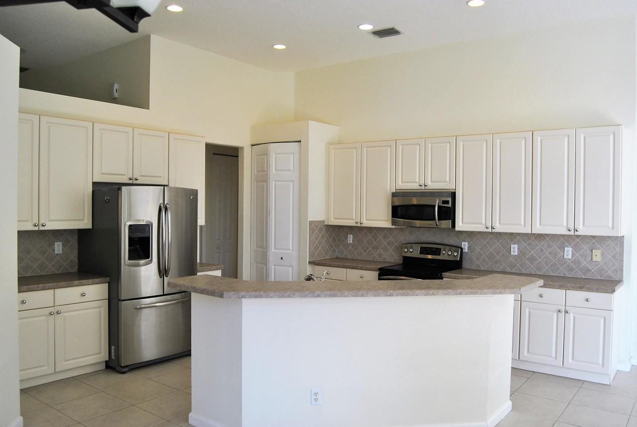 2926 East Fontana Court