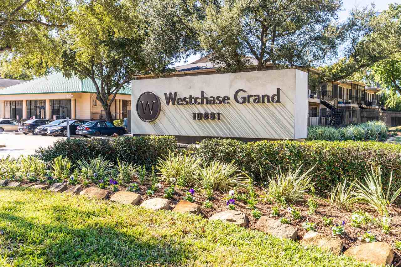 The Grand at Westchase - Photo 6 of 18