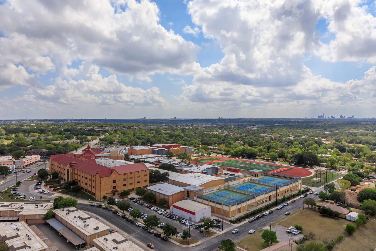 The Enclave at 1550 Apartments 1550 Jackson Keller Rd, San Antonio