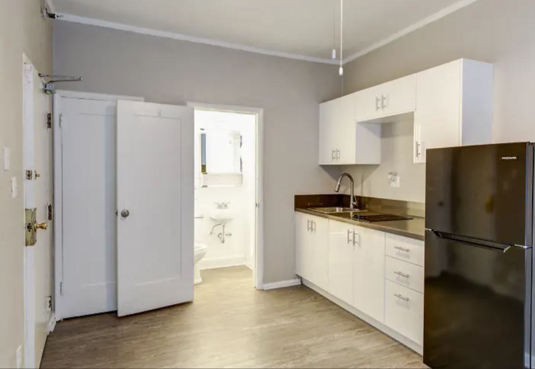 Langdon Park at Hollywood Studios - Photo 3 of 6