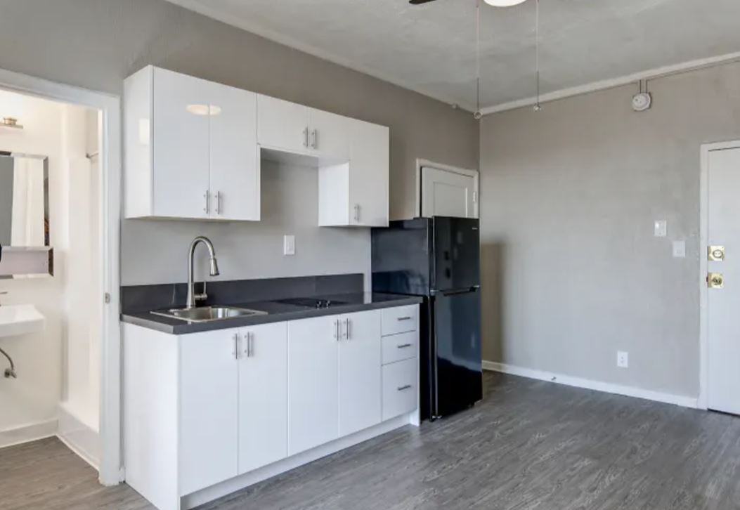 Langdon Park at Hollywood Studios - Photo 2 of 6