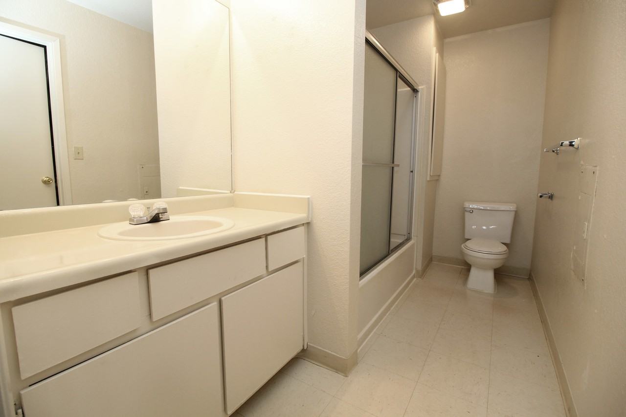 Country Club Village - Photo 7 of 10