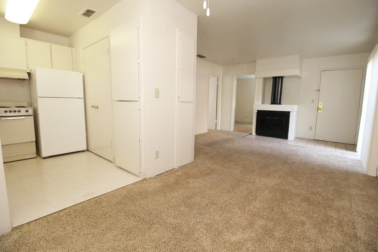 Country Club Village - Photo 4 of 10