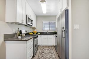 featured image of 1675 Manning Avenue