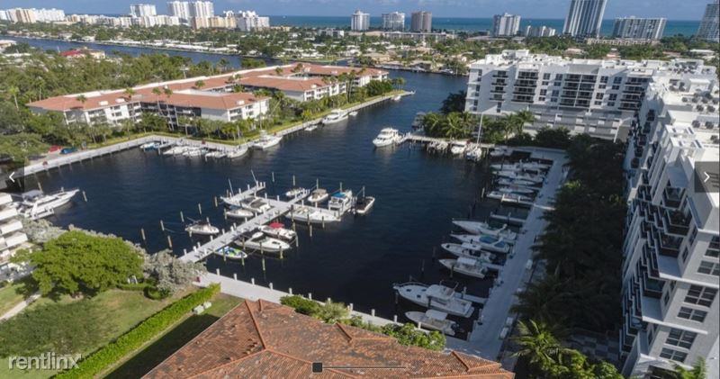 3303 Port Royale Dr S