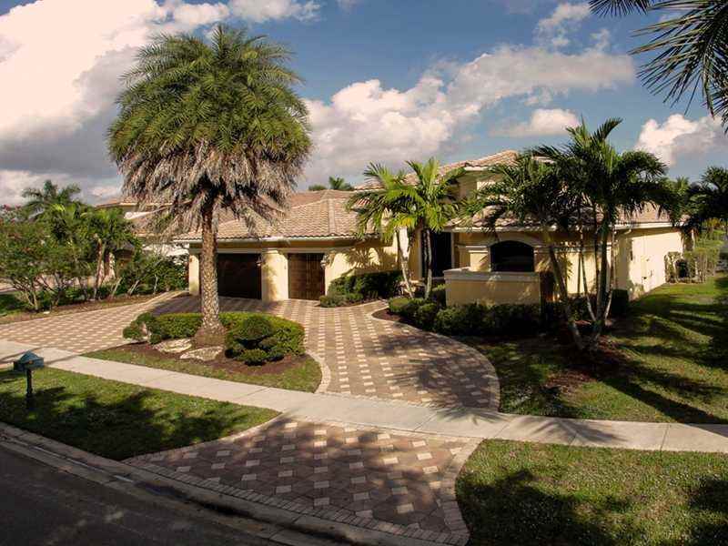 10577 Blue Palm St - Photo 3 of 12