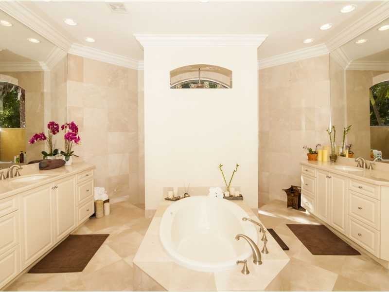 10577 Blue Palm St - Photo 2 of 12