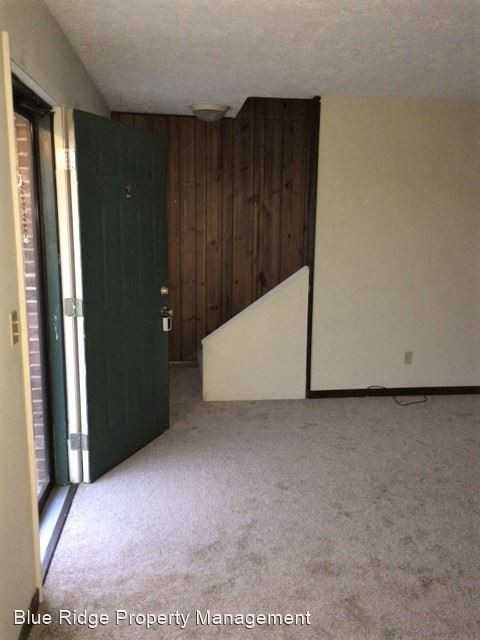 1415 Cora Lane - Photo 2 of 11