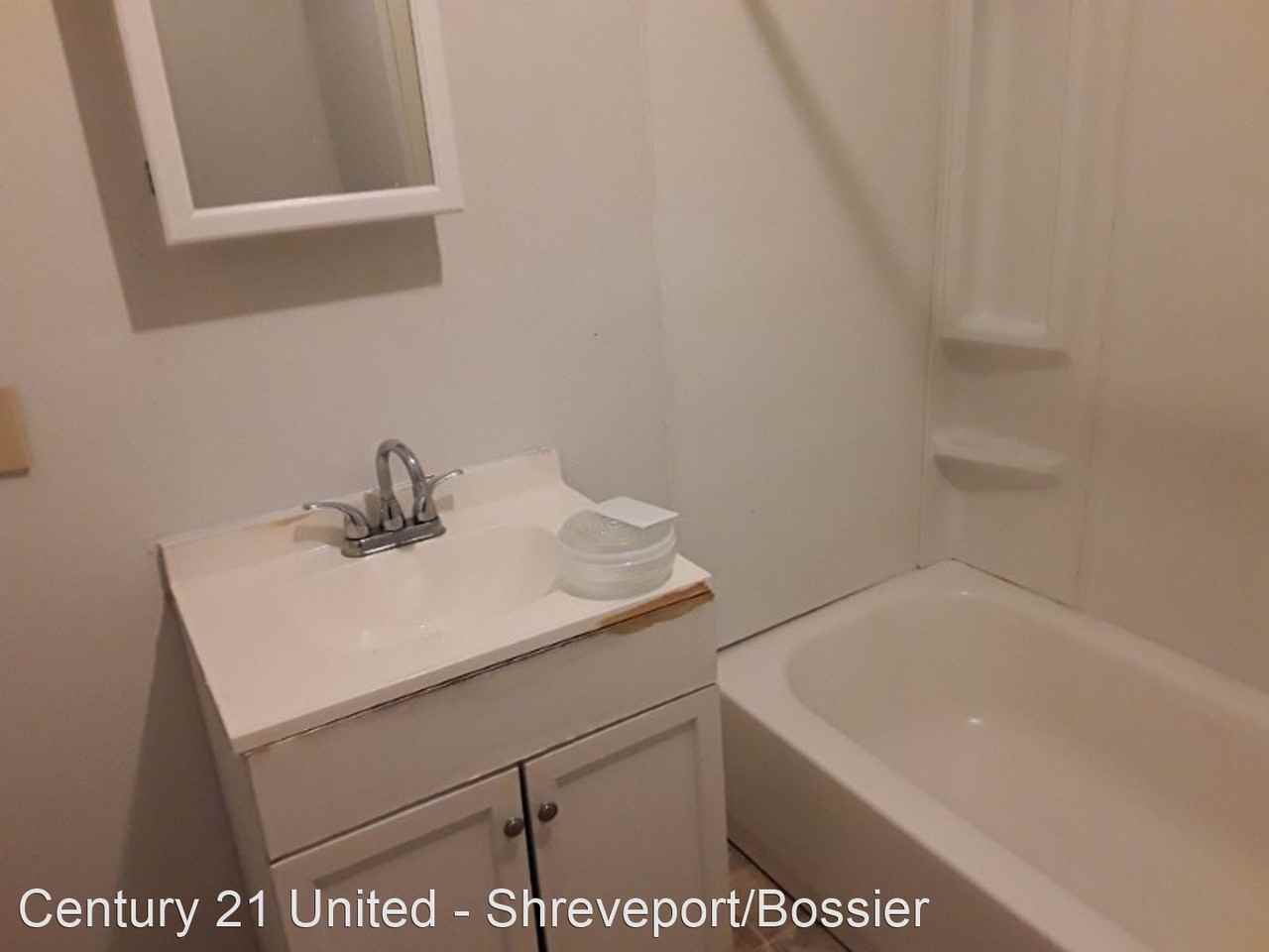 3856 Flora - Photo 2 of 7