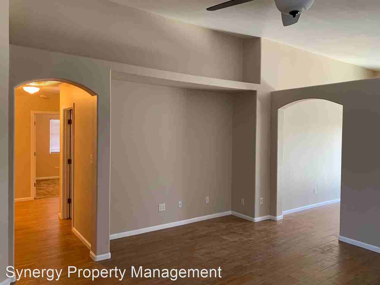 121 W Pilot Ave - Photo 3 of 13