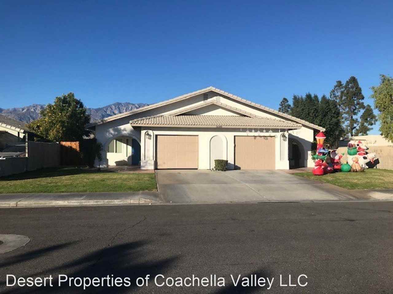 32205 Cielo Vista Rd - Photo 2 of 18