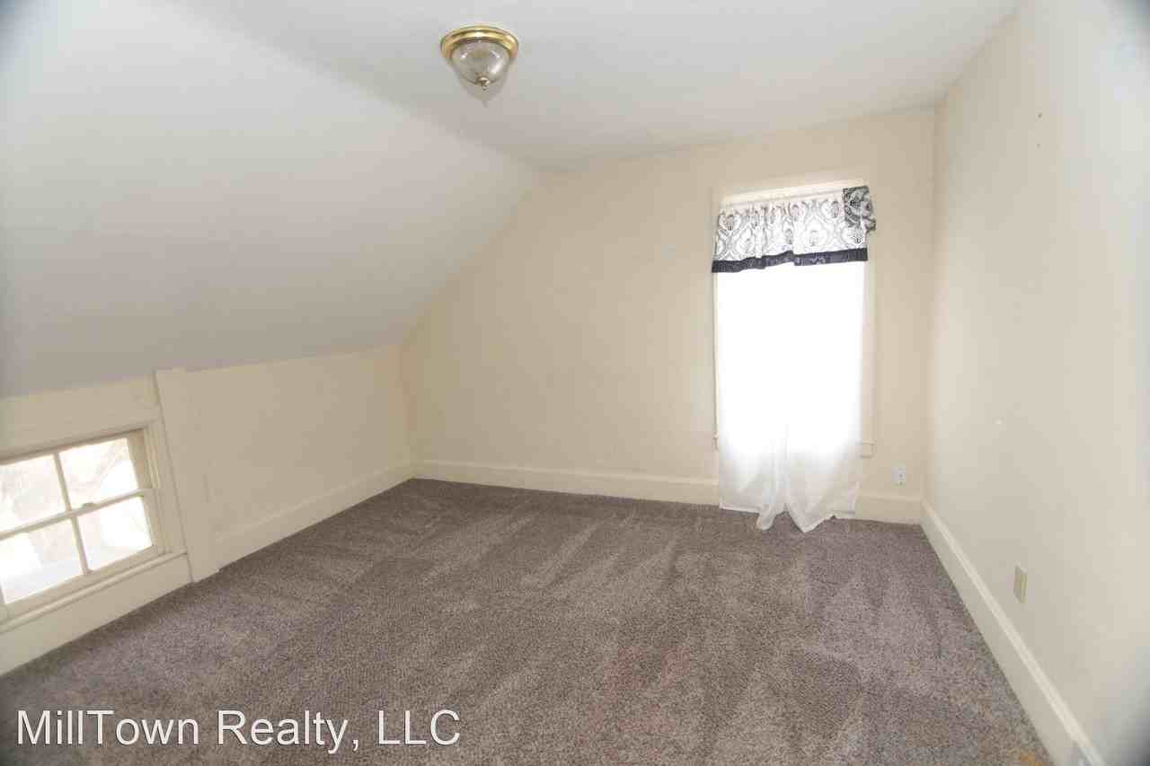 714 E 13th St. - Photo 3 of 14