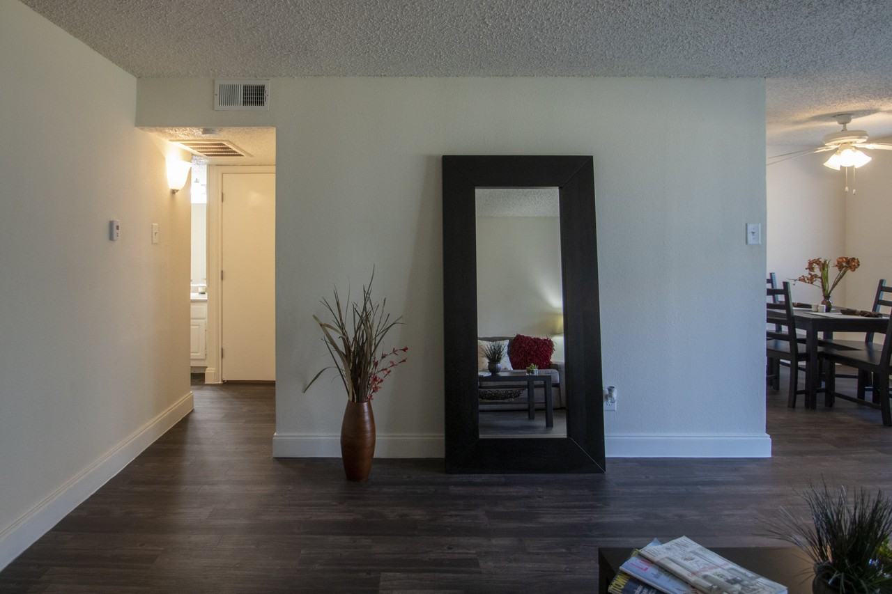 Princeton Court - Photo 5 of 45