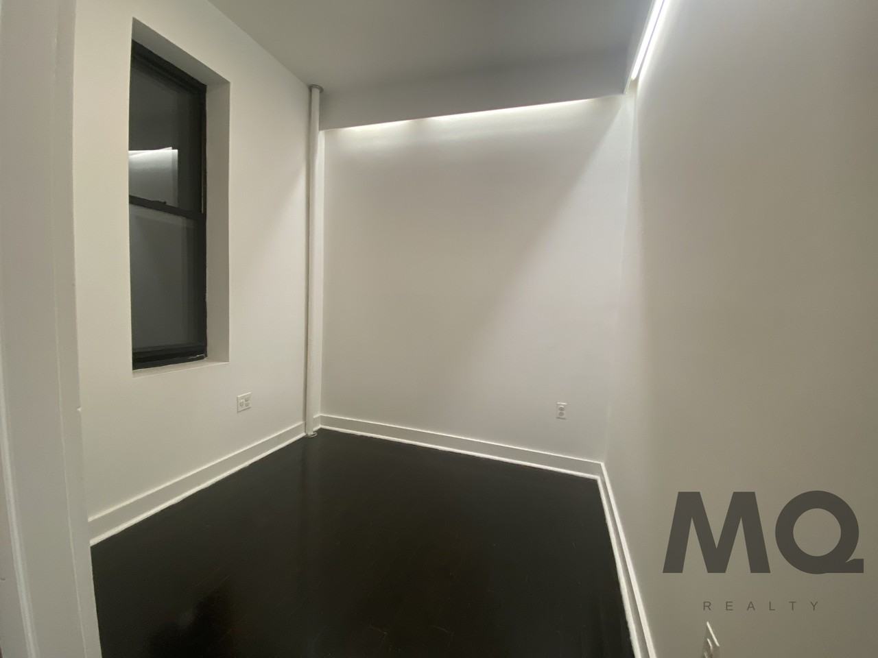 355 W47th Street - Photo 3 of 4