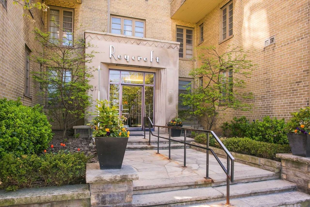 707 Eglinton Avenue West #307