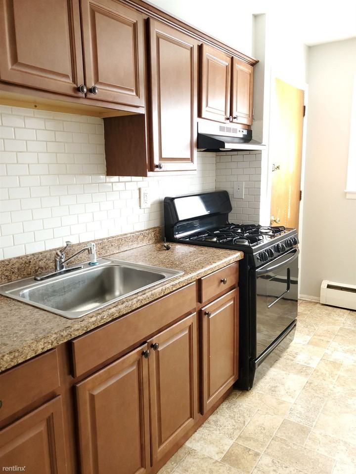 44 Oak Ridge Dr #23 - Photo 2 of 17