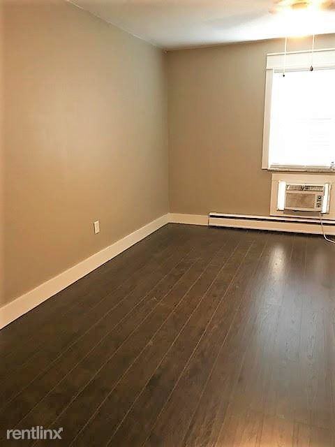 48 Holly Woods Dr - Photo 3 of 16