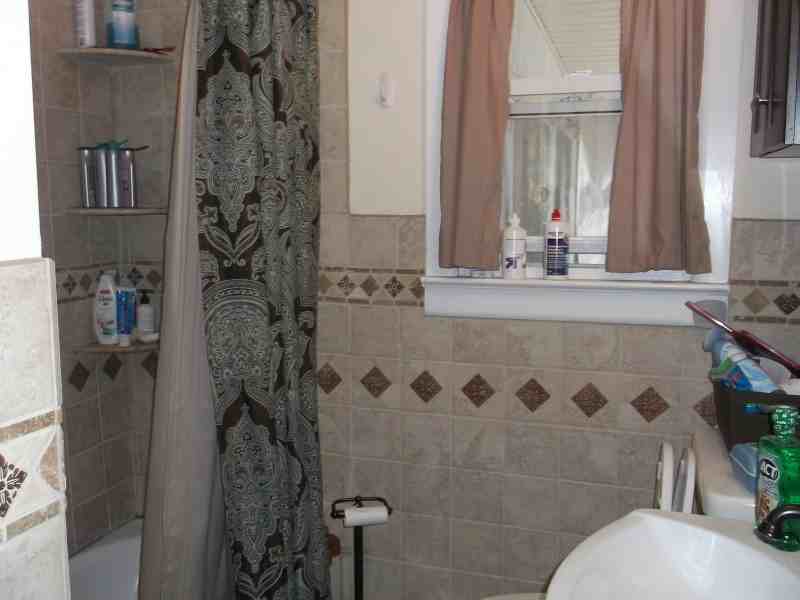 33 Dupont Ave - Photo 2 of 11