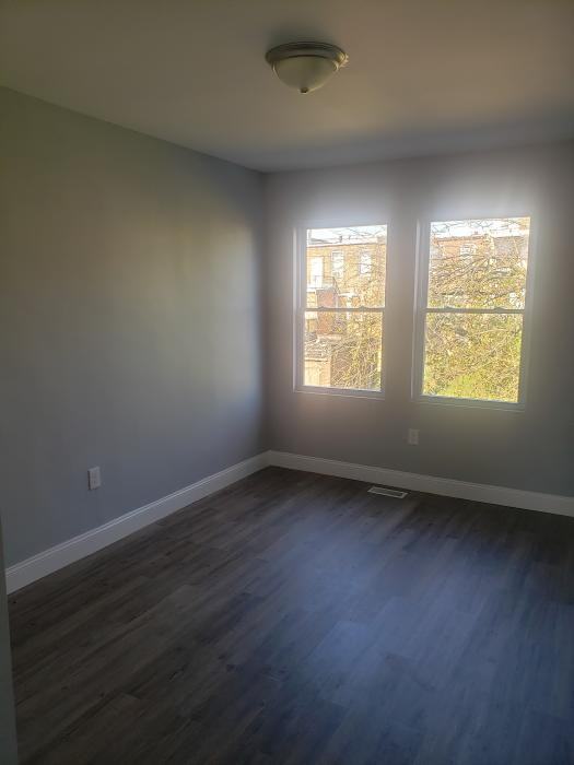 1924 E 29th St - Photo 2 of 5