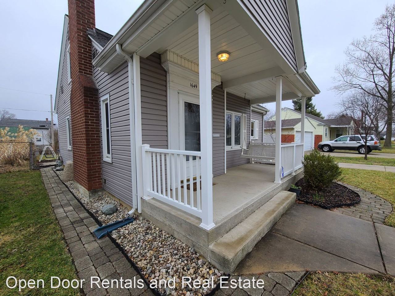 1649 Rumsey Ave - Photo 3 of 22