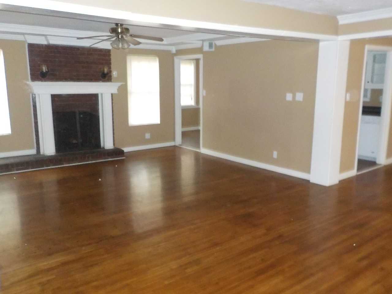 4859 Boeingshire Dr - Photo 3 of 11