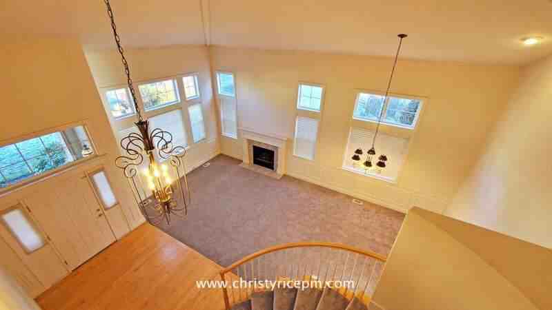 485 150th Pl Ne - Photo 3 of 9