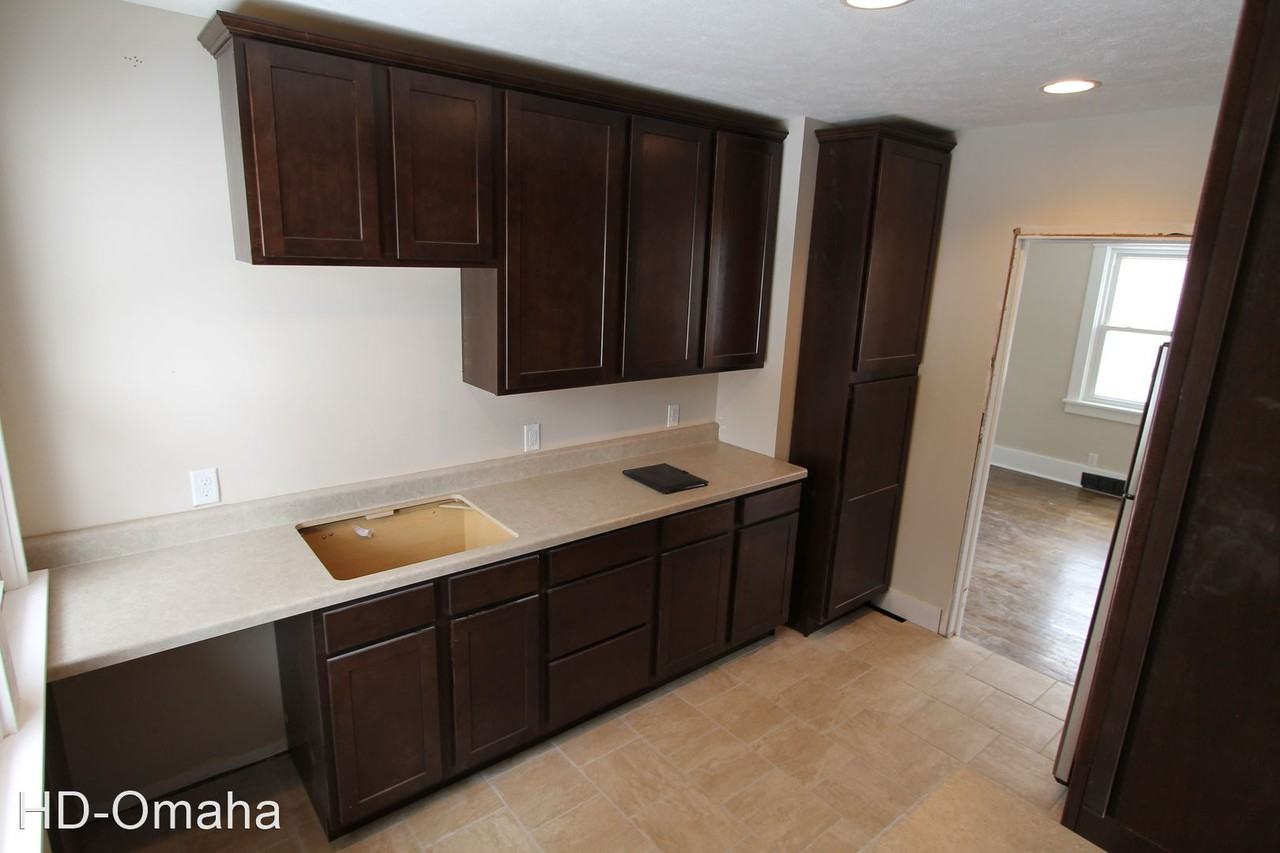 1420 B St - Photo 3 of 13