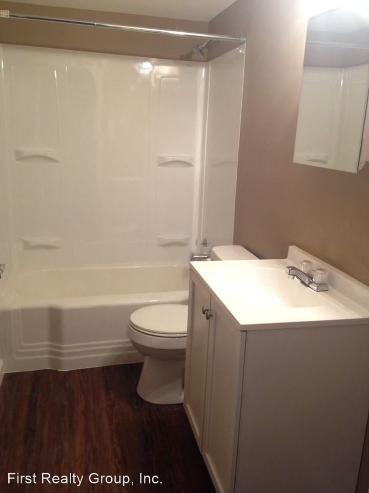 2658-2660-2660.5 Hazel Avenue - Photo 3 of 5