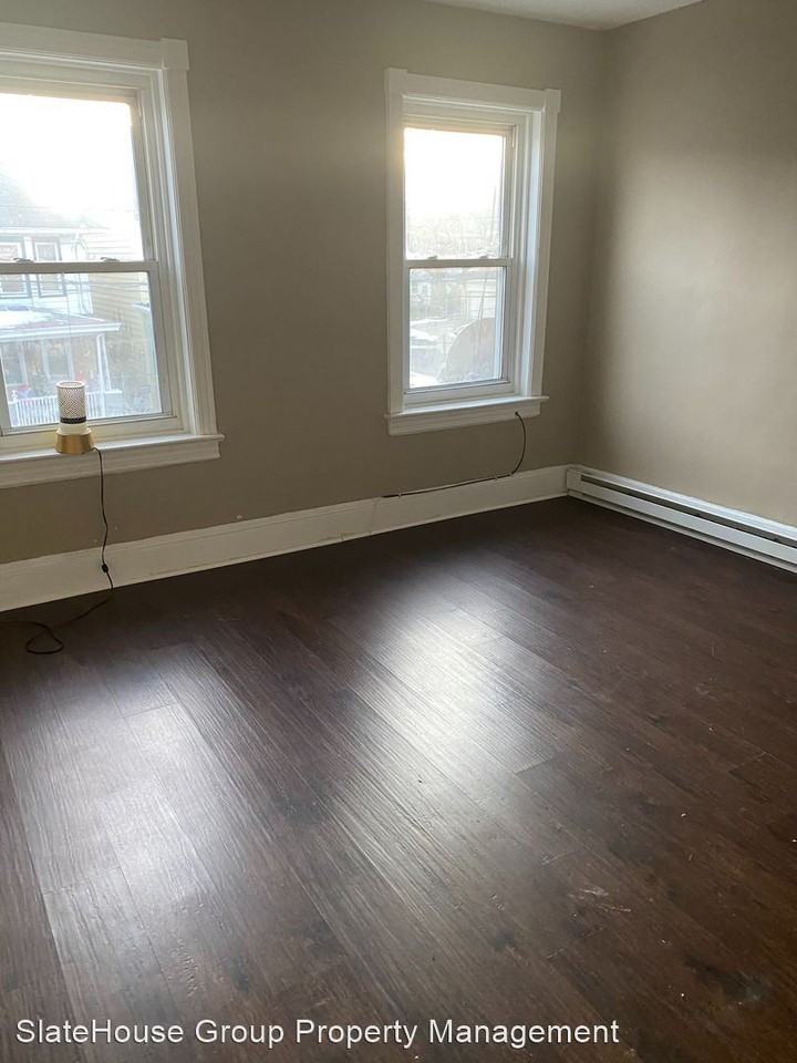 1604 Genesee St - Photo 2 of 2