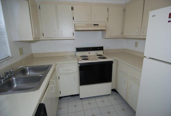 Heron Pointe - Photo 2 of 8