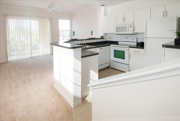 Promenade at Wyndham Lakes - Photo 2 of 15