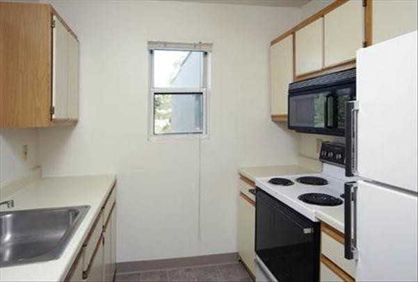 Riverview - Photo 2 of 13