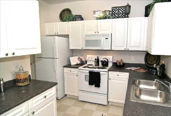 Stonegate - Photo 2 of 12