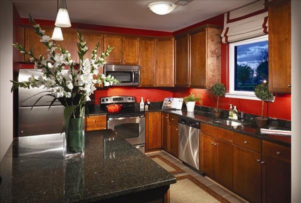 Mosaic at Largo Station - Photo 2 of 17