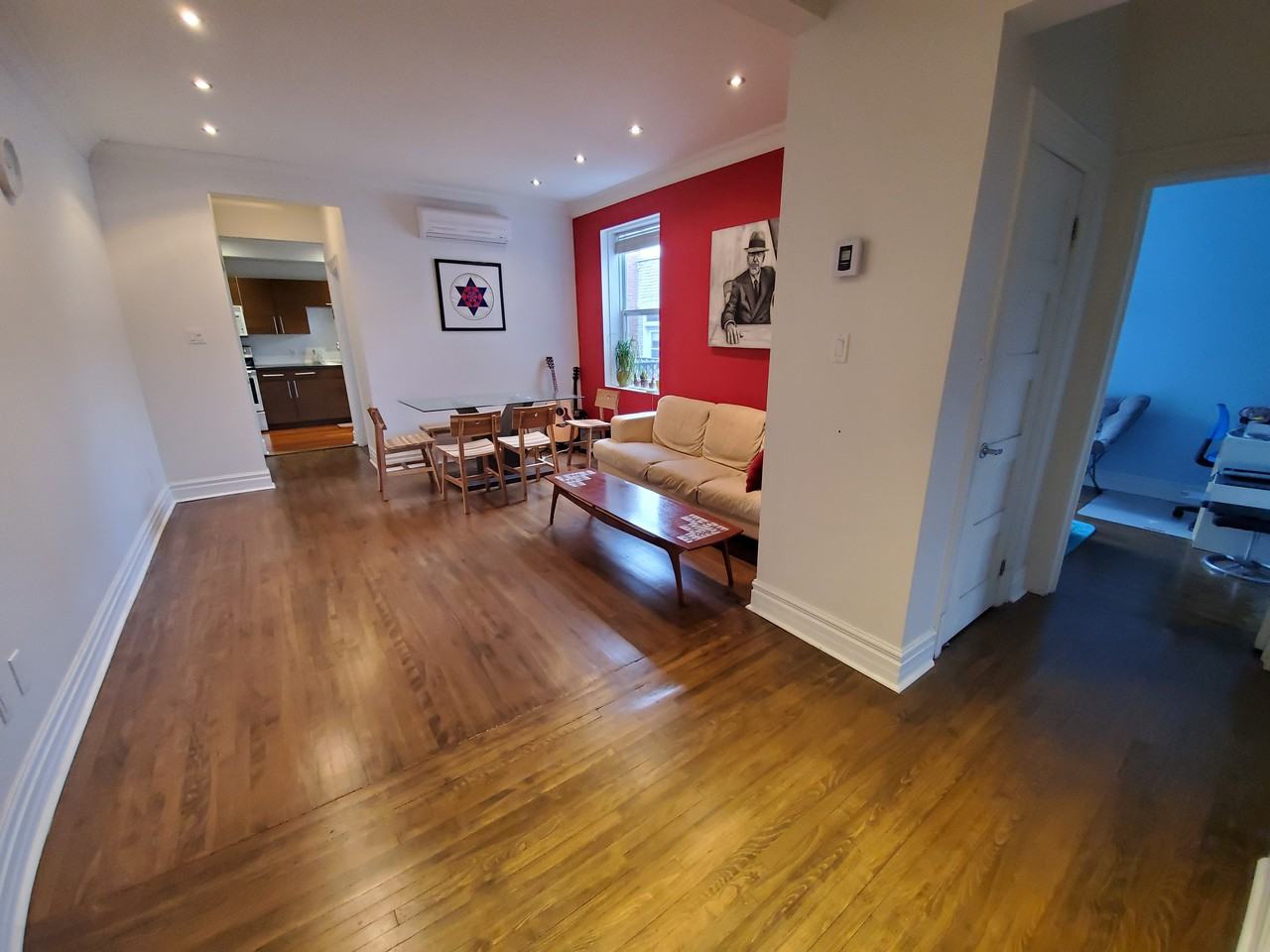 4510 Avenue Girouard #12 - Photo 3 of 11