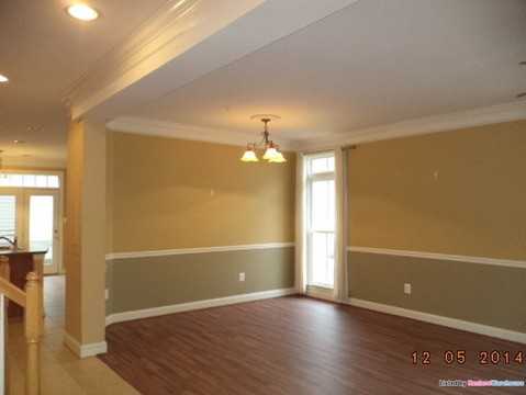 11395 Liberty St - Photo 3 of 15