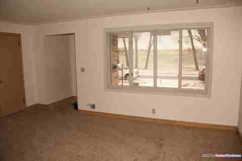 1716 E 58th St - Photo 2 of 10