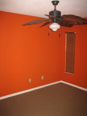 725 N Himes Ave - Photo 2 of 15