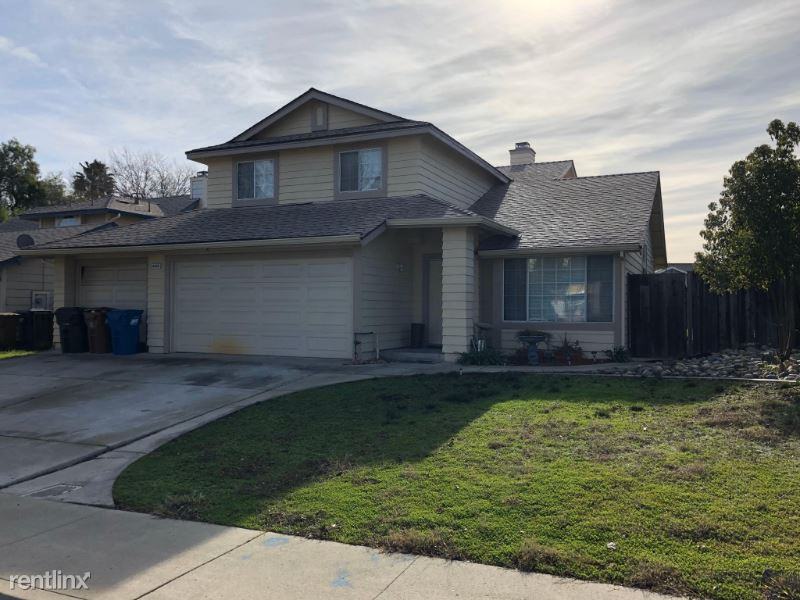 Silvercrest Way - Photo 2 of 20