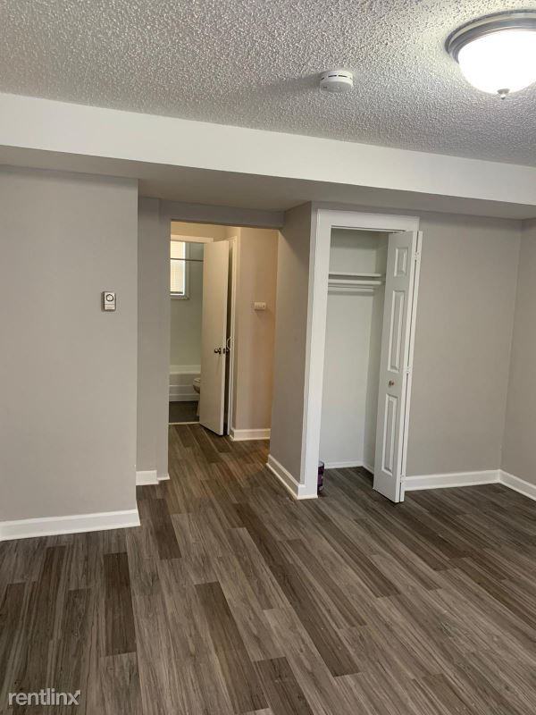 407 8th Ave - Photo 2 of 3