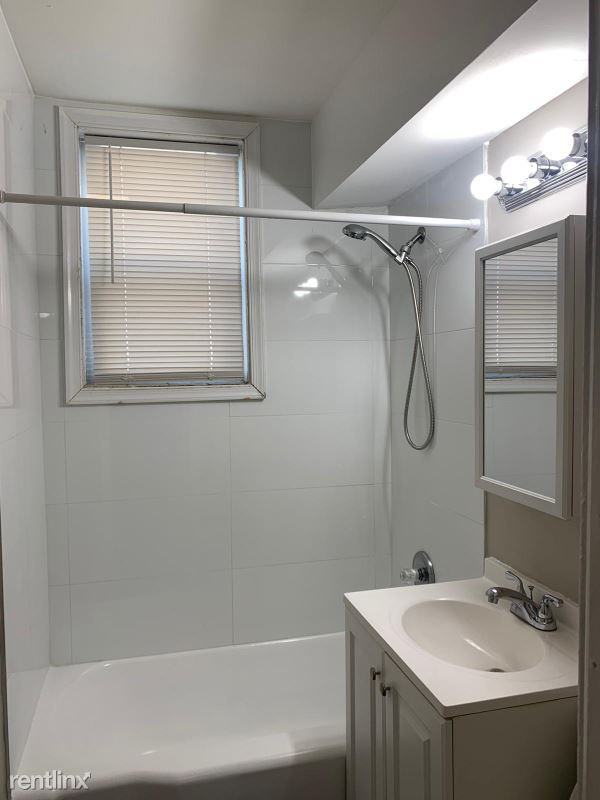 407 8th Ave - Photo 3 of 3