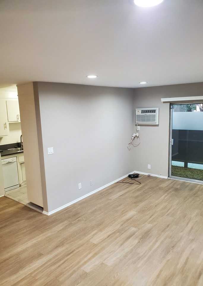 Bonita Apartments - Photo 3 of 9
